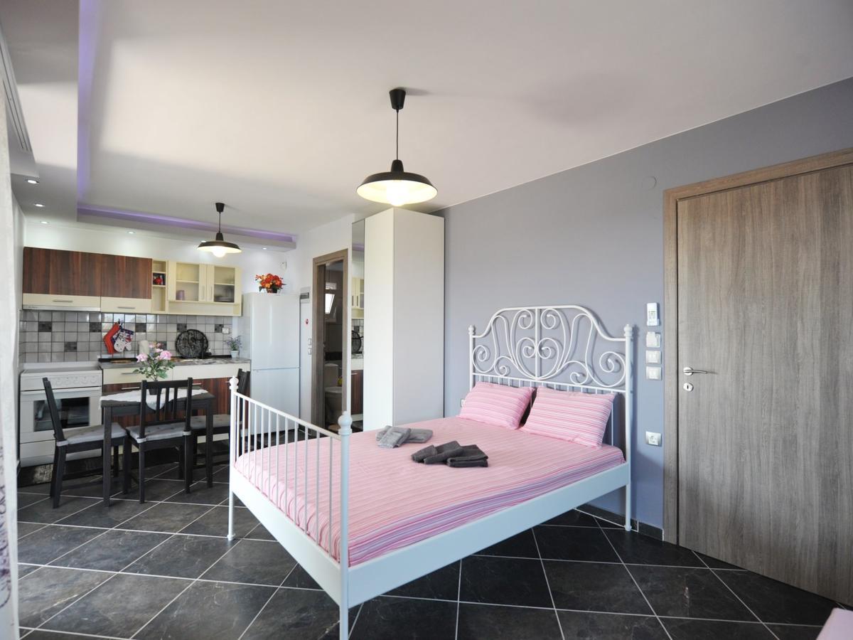 Alice Wonderland Home Nea Flogita Halkidiki Exterior foto